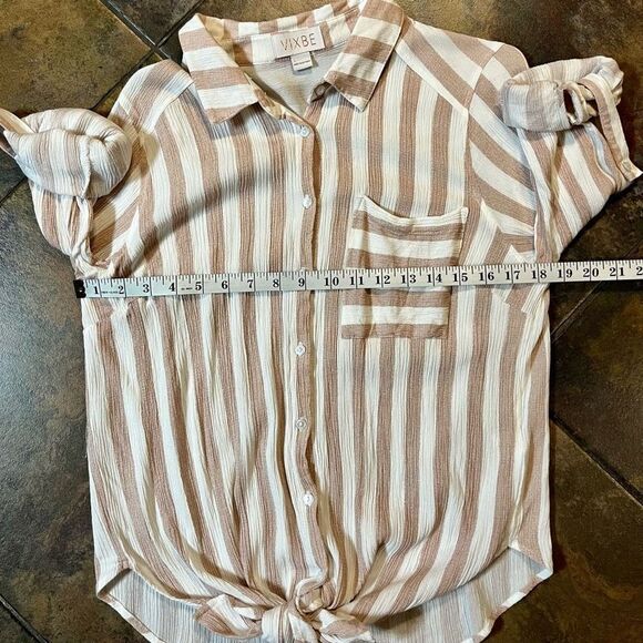 Vixbe Stripped Button Up Top Tie Bottom Size Large - Picture 9 of 12